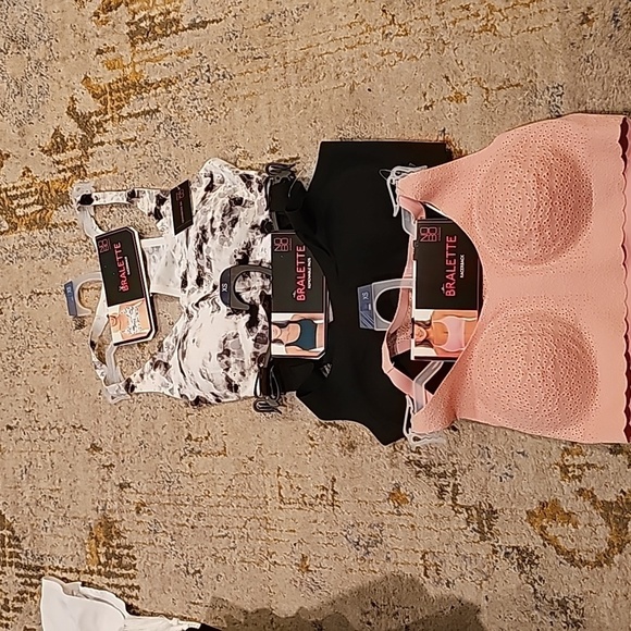 No Boundaries Set Women's Bralettes - Picture 1 of 12